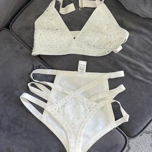 White rhinestone pole dance set